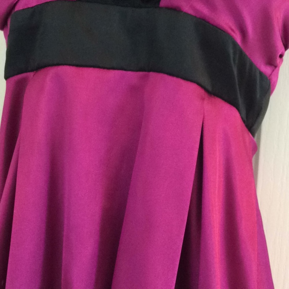 Dress - Picture 4 of 5